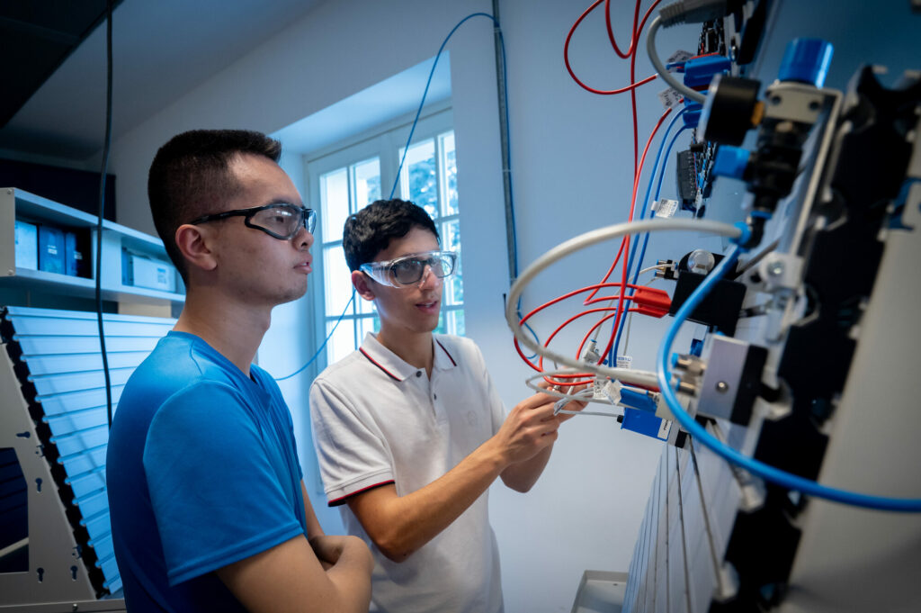 Certificazione Festo FACT sulle tecnologie pneumatiche di base