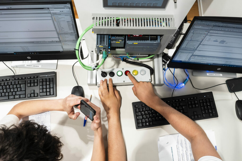 PLC. Percorso di programmazione